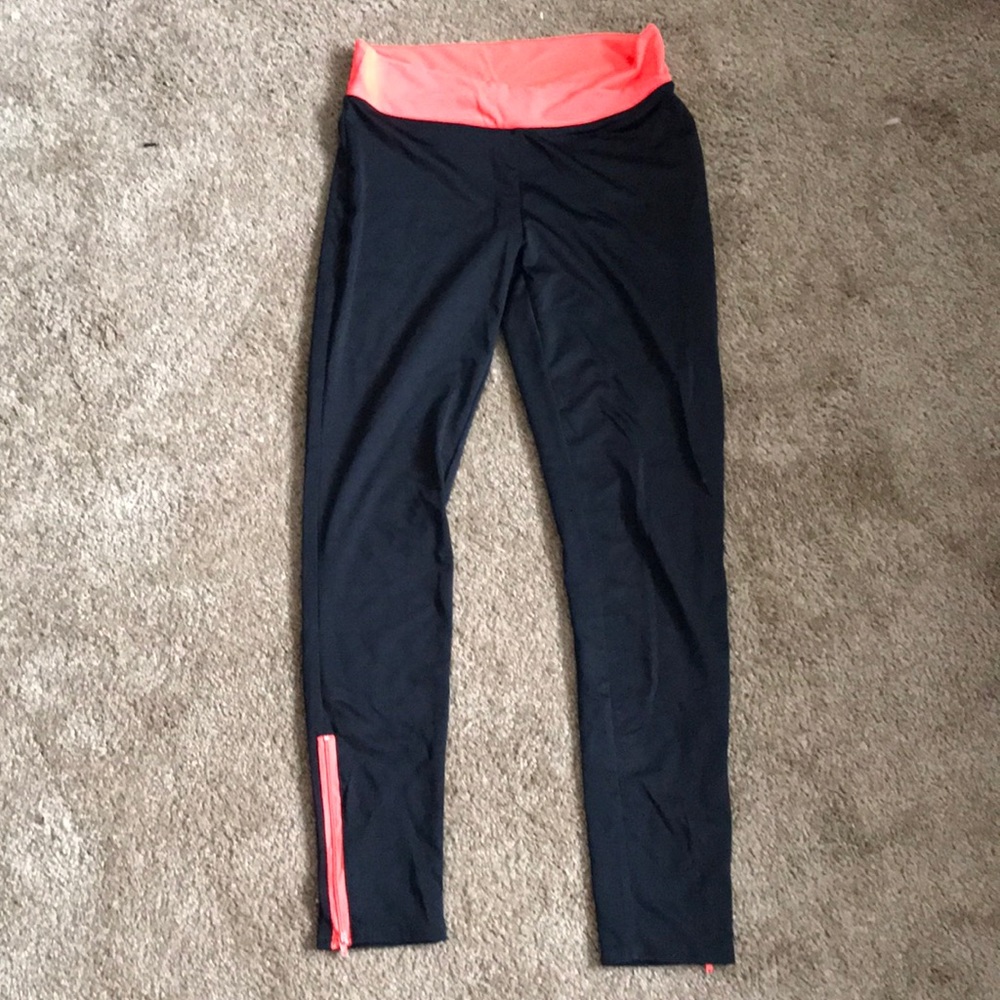 Yoga pants